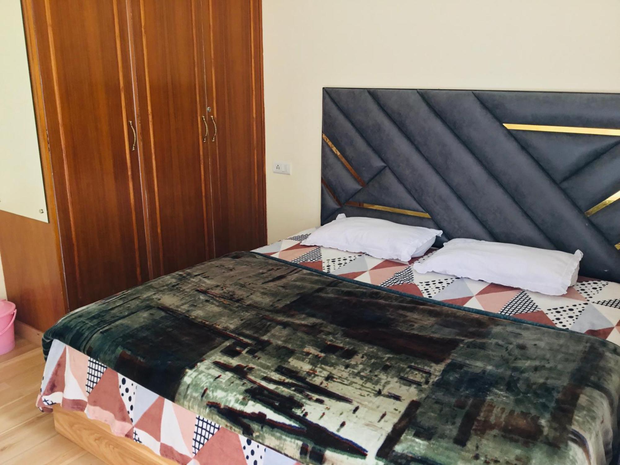 Shimla Vibes B & B Free Pick & Drop From Isbt Shimla Extérieur photo